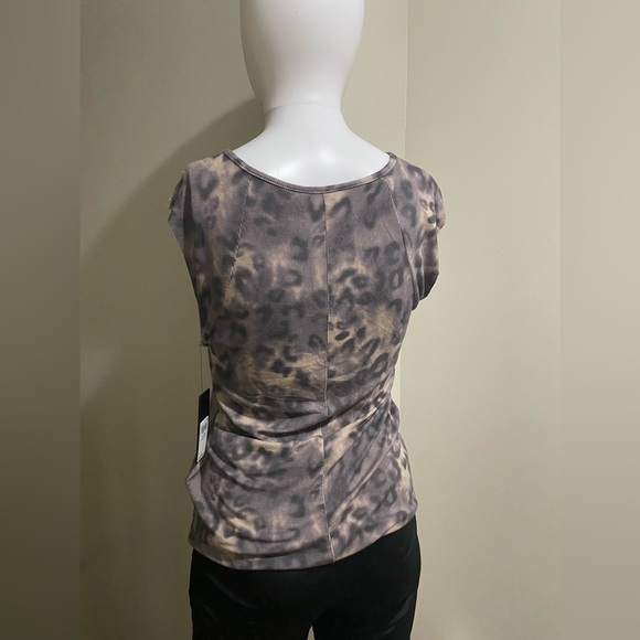 NWT Guess Leopard-Print Top Size Small - Picture 3 of 3